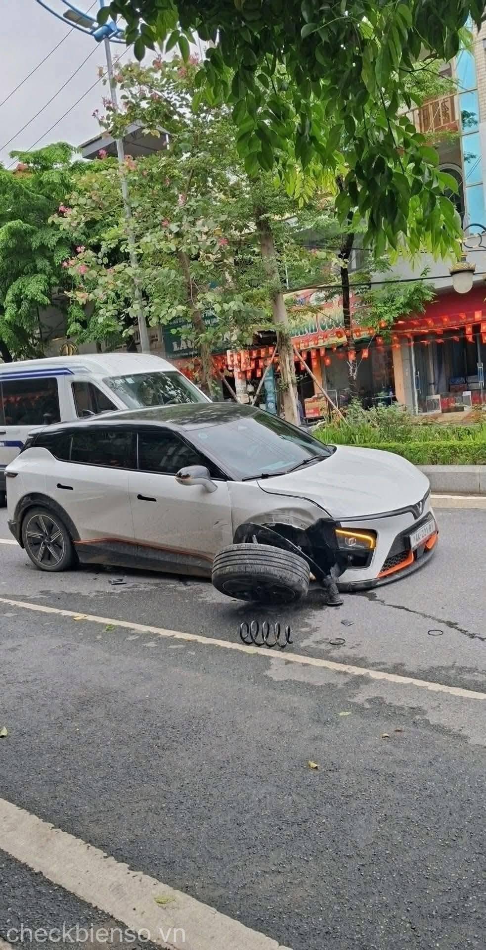 Xe biển số 14K22181